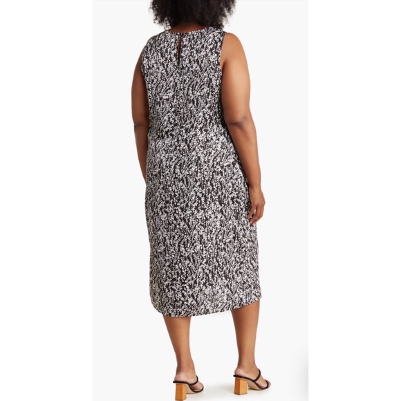 NORDSTROM RACK Shirred Trailing Vines Black Satin Dress (Plus), 1X - Picture 2 of 13